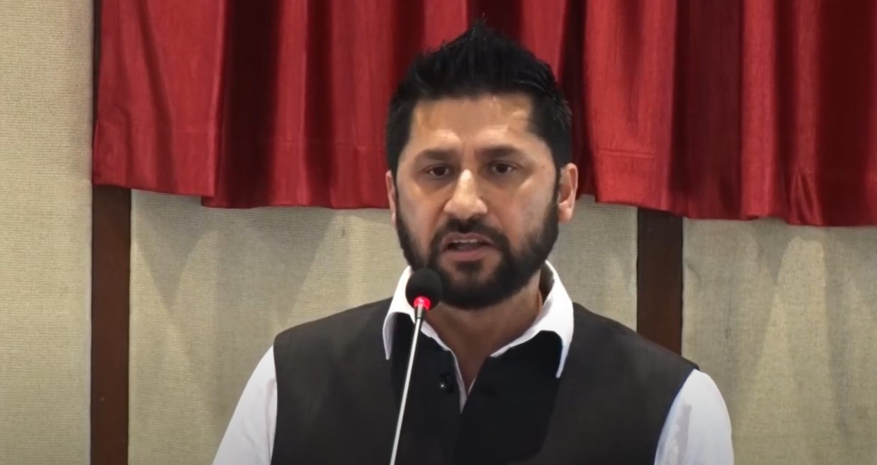 रहस्यमय रूपमा मौनमा रहेका रवि लामिछाने के गरिराखेको छन् ?