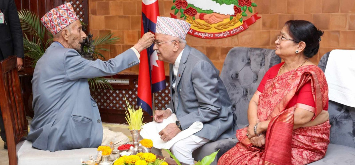 एमाले अध्यक्ष केपी शर्मा ओलीलाई पितृ शोक