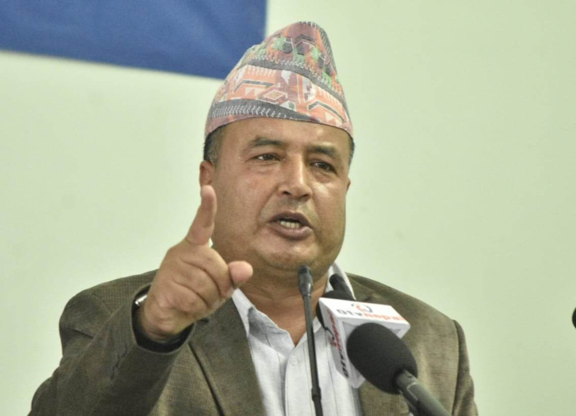 केपी शर्मा ओलीलाई छोए मात्रै देशैभरी आगो बल्ने महेश बस्नेतको चेतावनी