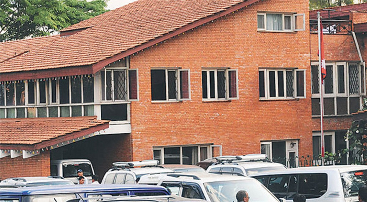 बालुवाटारमा माओवादी पदाधिकारी बैठक साथै मन्त्रीहरूको पनि सहभागीता