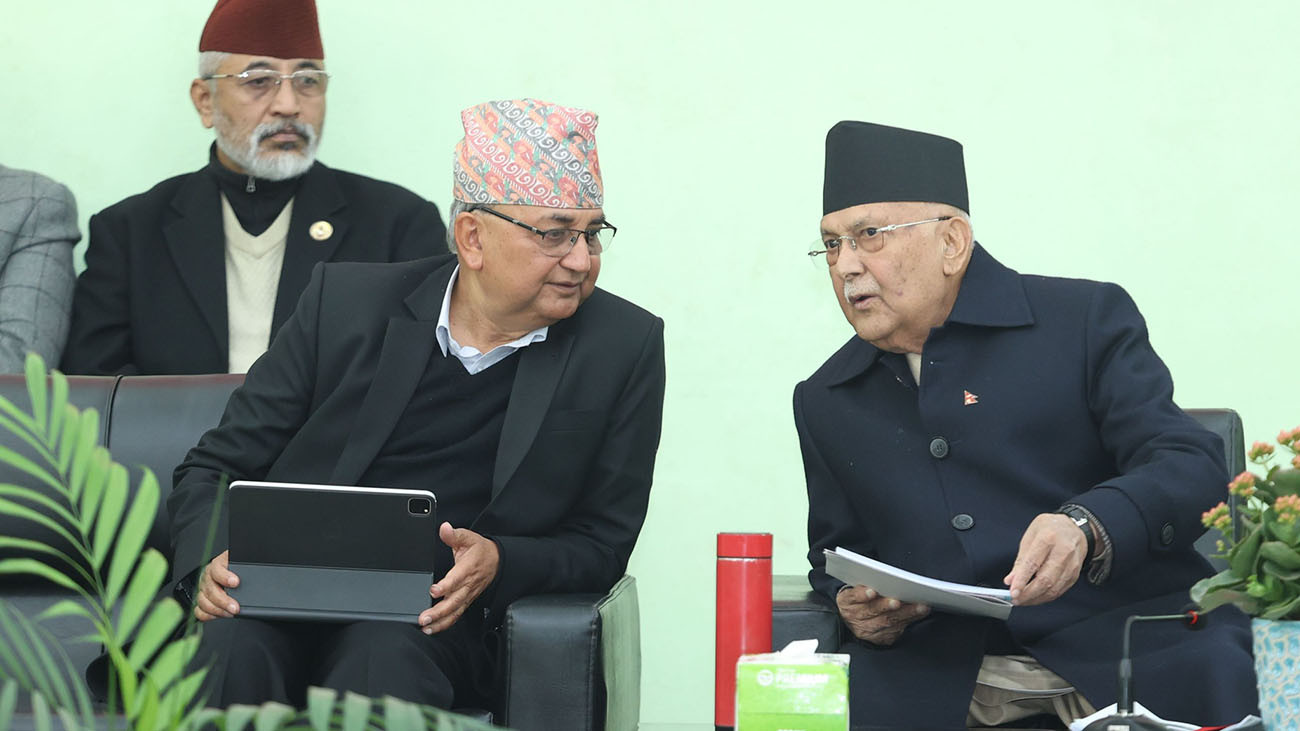 एमालेले गठन गर्‍यो दुई समिति, थापा र गौतम संयोजक