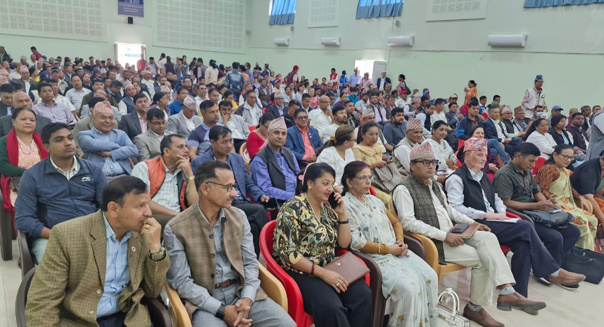 राजावादीप्रति एमाले आक्रामक, जेठ १५ को तयारी गर्न जनसंगठनको बैठक जारी