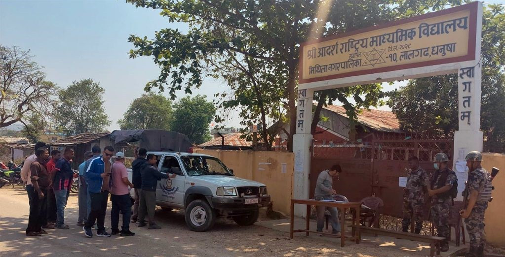 धनुषाको लालगढबाट एक जना सशस्त्र प्रहरी निरीक्षक पक्राउ