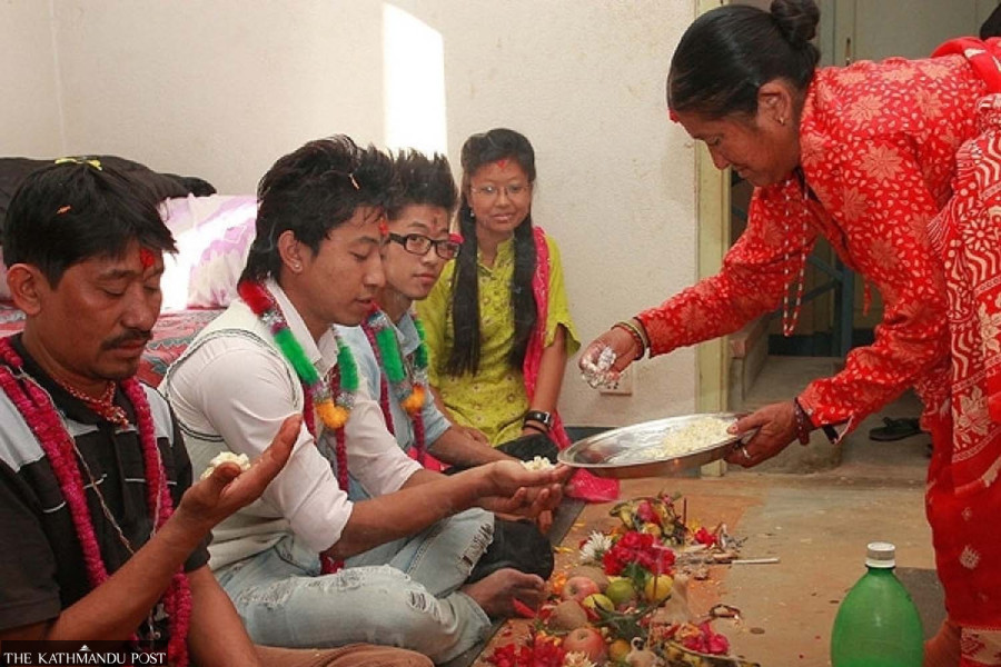 तिहारको मुख्य दिन आज भाइटीका, उत्तम साइत १० बजेर ५१ मिनेटमा