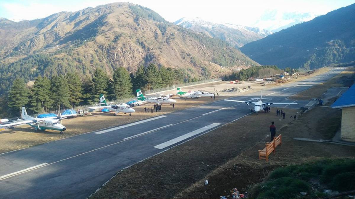 लुक्लाबाट रामेछाप र काठमाण्डौका लागि हुने उडान तत्कालका लागि रोकियो
