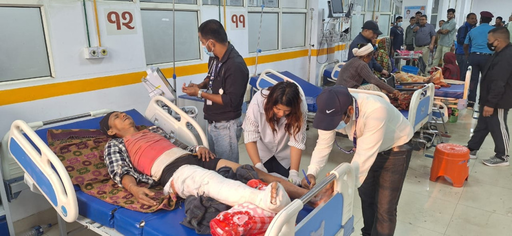 जाजरकोट भूकम्पमा परी घाइतेको उपचारका लागि बाँकेका अस्पतालमा तयारी पूरा