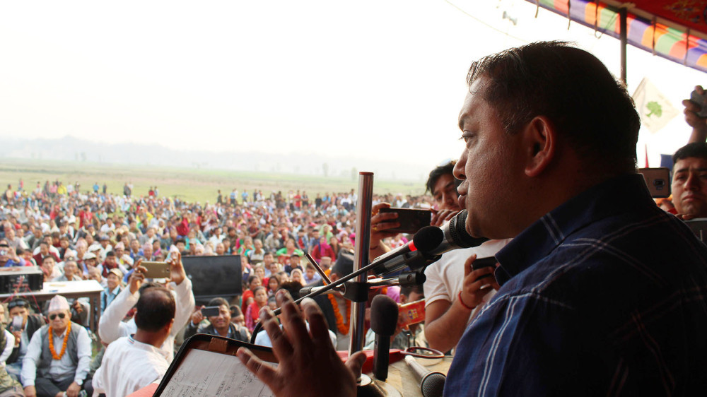 सरकार उल्टो गतिमा हिँडेको छ : महामन्त्री थापा