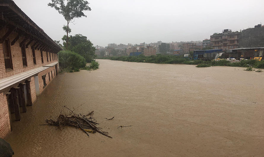 हनुमन्ते खोला बस्तीमा पस्यो, भक्तपुरका यी ठाउँ डुबानमा