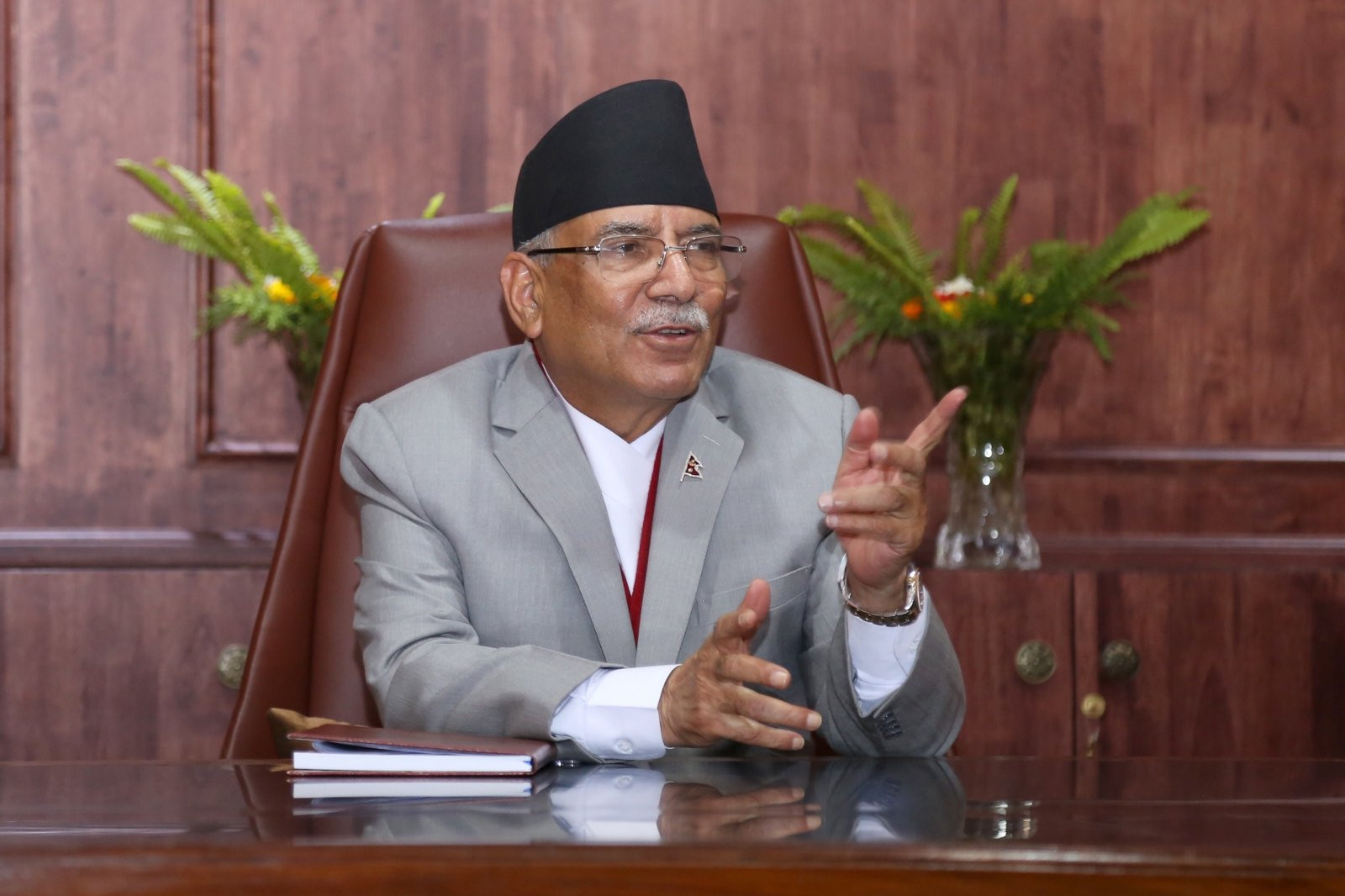 प्रधानमन्त्री प्रचण्डले बोलाए पदाधिकारी बैठक