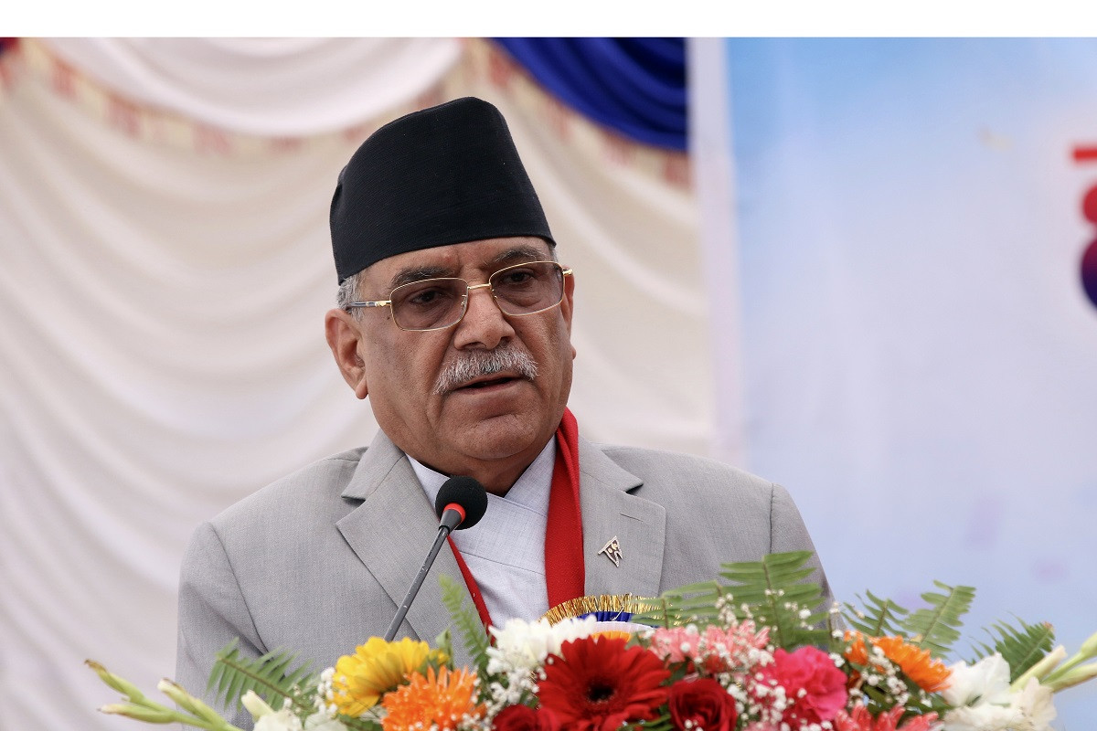 प्रधानमन्त्रीले गृह मन्त्रालयसहित सुरक्षामा खटिएका अधिकारीहरूसँग लिए ब्रिफिङ