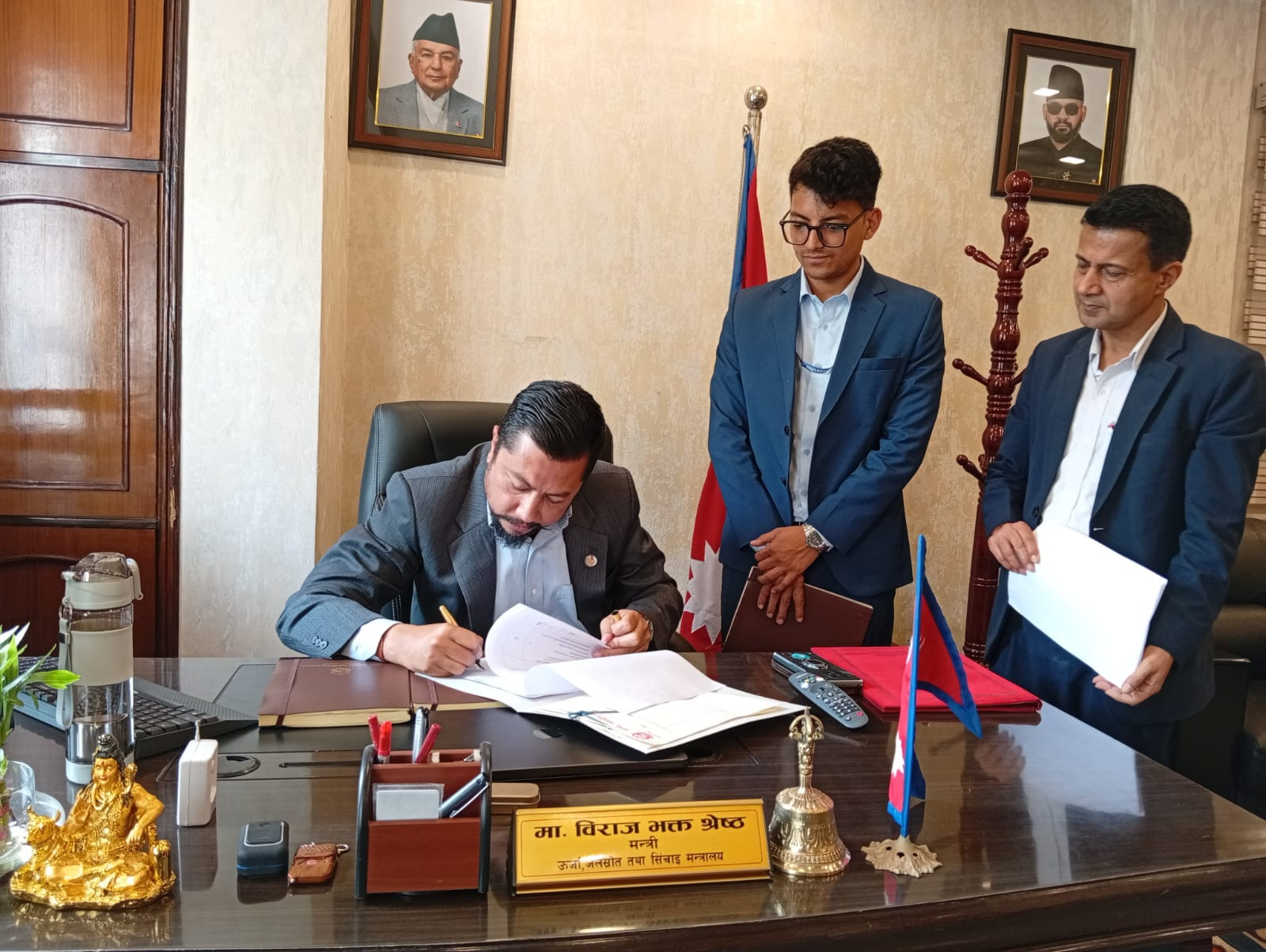 ऊर्जा–जलस्रोत क्षेत्रमा ३२ बुँदे कडा सुधार योजना, मन्त्री श्रेष्ठद्वारा समयसीमासहित निर्देशन