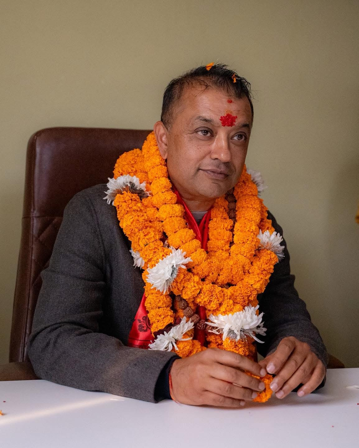 सरकारले बैतडी बस दुर्घटनाका घाइतेको उपचार प्रबन्ध मिलाउनुपर्छ: सभापति थापा
