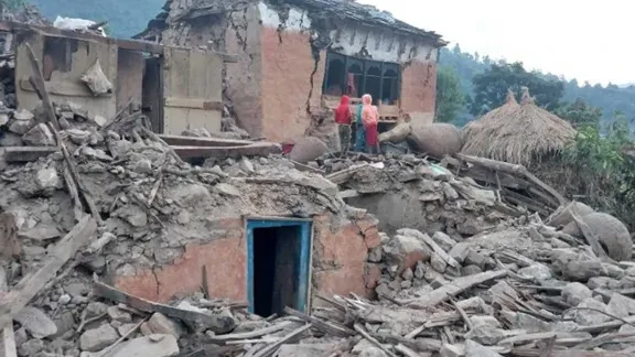 एकाबिहानै काठमाडौँमा शक्तिशाली भूकम्पको धक्का