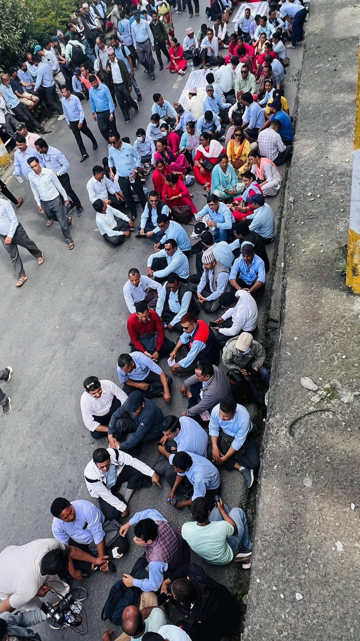 पालिकाहरूको आन्दोलनरत शिक्षकलाई निर्देशन: भोलिदेखि पढाइ सुरु गर्नू