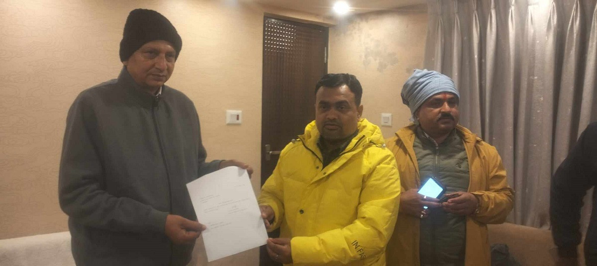 जनमत पार्टीका मन्त्रीले मुख्यमन्त्री यादवलाई बुझाए राजीनामा