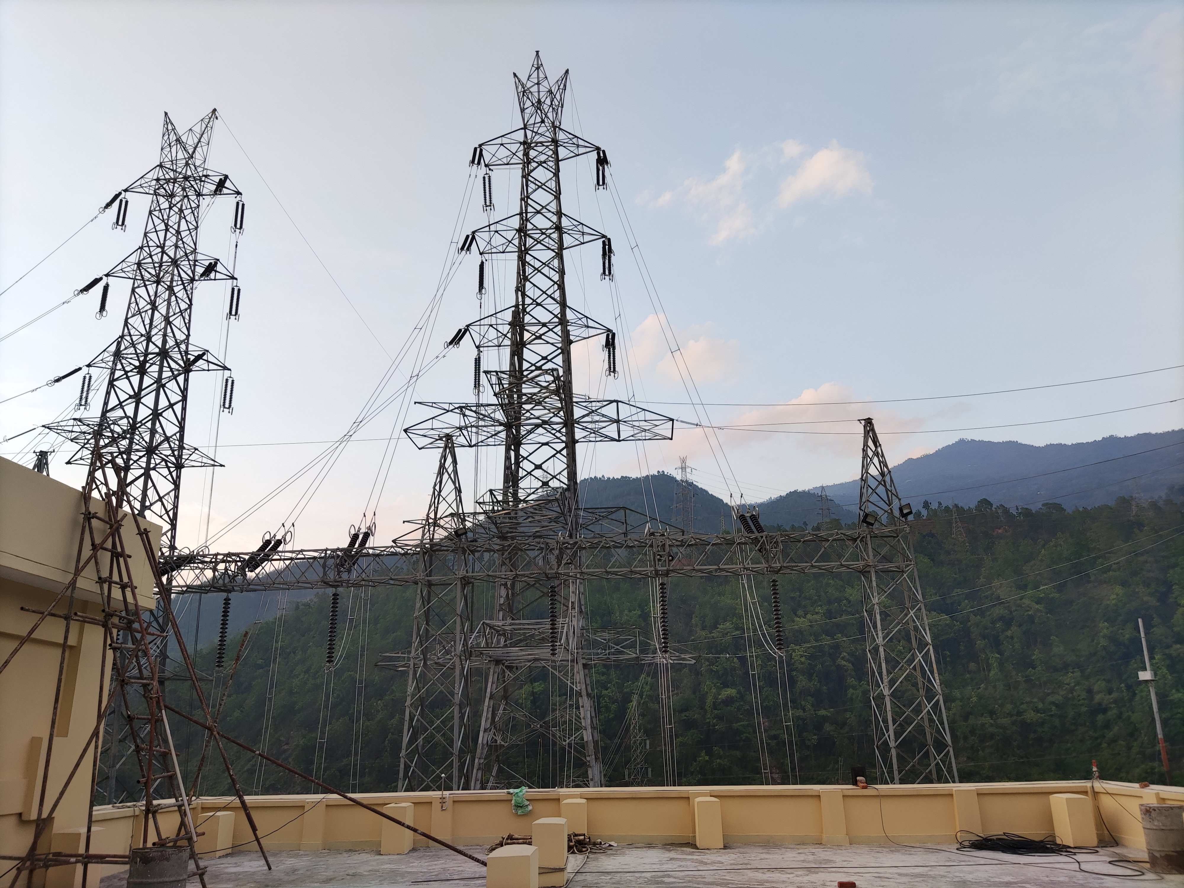 नेपाल र भारत बीच बिजुलीको शुल्क वृद्धिदर न्यून