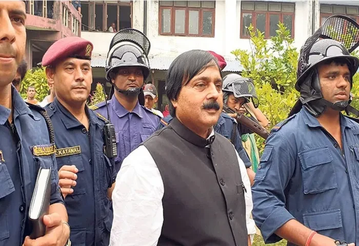 कांग्रेस नेता मोहम्मद अफताब आलमलाई जन्मकैदको सजाय