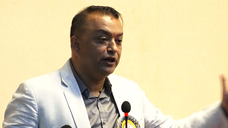 शरणार्थी प्रकरणका दोषी कोही पनि नछुटुनः गगन थापा