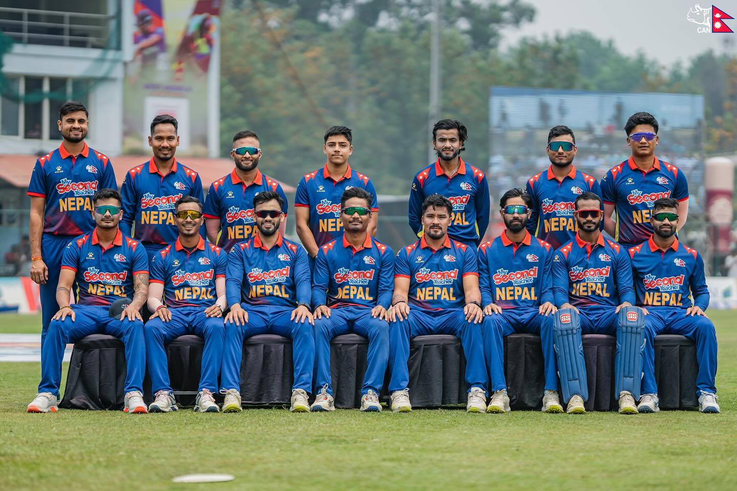 आईसीसी टी२० विश्वकप: रोहितले ३७ बलमा ५ चौकासहित ३५ रन बनाएर आउट
