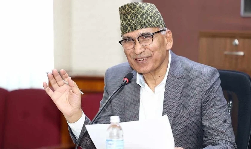 अर्थतन्त्रका समस्या समाधान गरी मुलुकलाई चलायमान बनाउछौँ : अर्थमन्त्री पौडेल