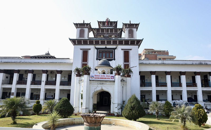 देशैभरी साढे ८ लाख मत खस्यो