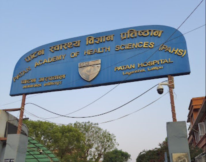 पाटन अस्पतालका चिकित्सकमाथि कुटपिट भएकोमा चिकित्सक संघको विरोध