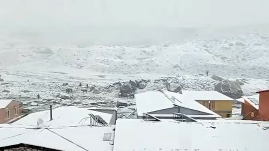देशका उच्च पहाडी तथा हिमाली भेगमा हल्का वर्षा र हिमपातको सम्भावना