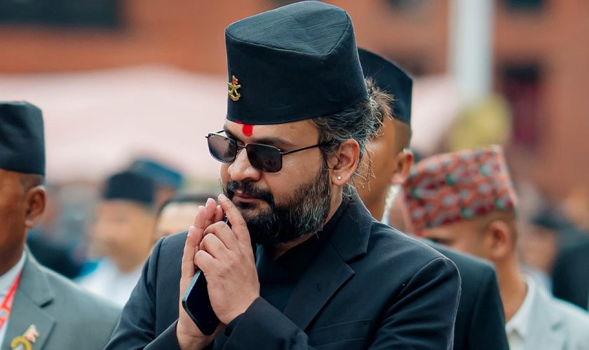 बालेन्द्र शाहले आफ्नो चुनावी प्रतिबद्धता पत्र सार्वजनिक गरे : शिक्षा, स्वास्थ्य, कृषि र पूर्वाधार विकासलाई प्राथमिकतामा