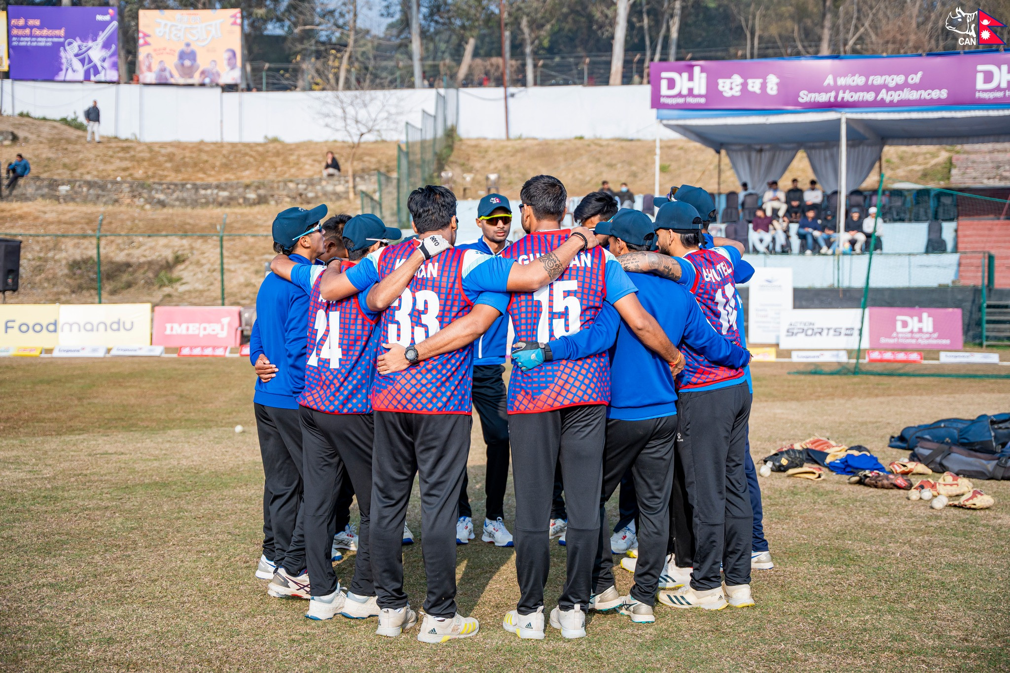 नेपालले टस जितेर नेदरल्याण्डविरुद्ध बलिङ गर्दै, पहिलो ओभरमा सोमपाललाई पहिलो सफलता