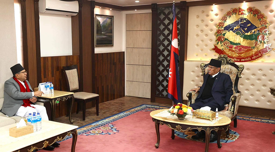 सरकारको नीति तथा कार्यक्रमको विषयमा सभामुख  घिमिरे र प्रधानमन्त्री दाहालको छलफल