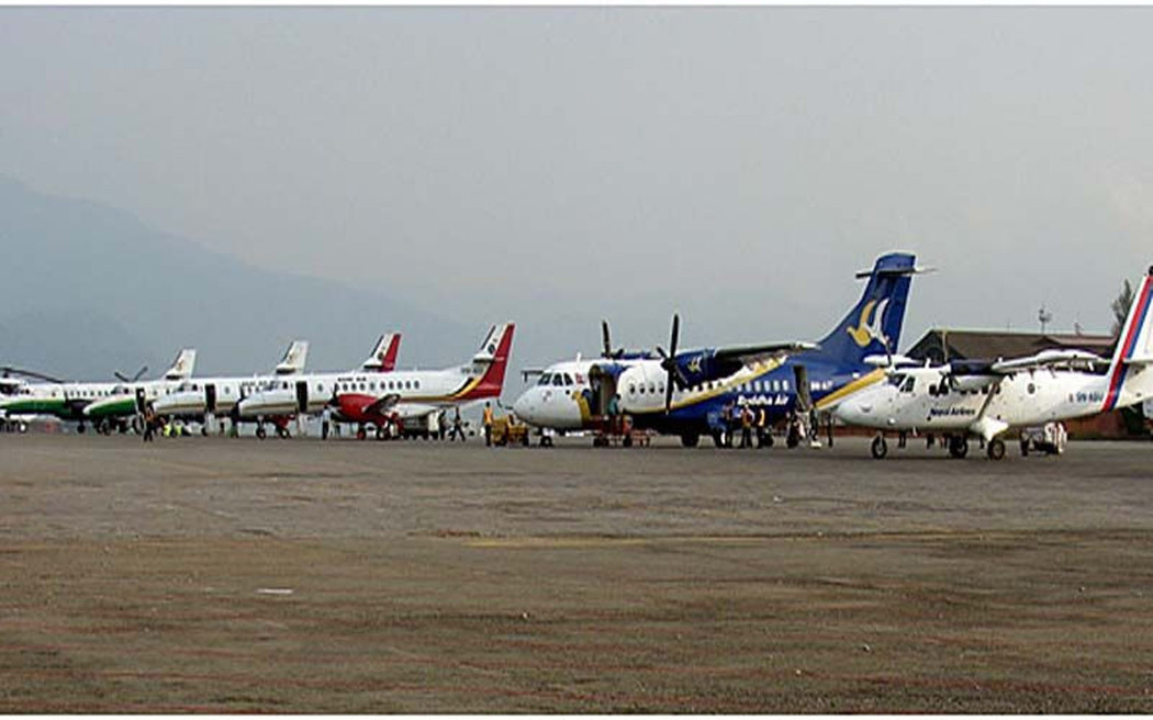 इन्धनको मूल्यमा गिरावटसँगै आन्तरिक गन्तव्यका हवाई भाडा घट्यो