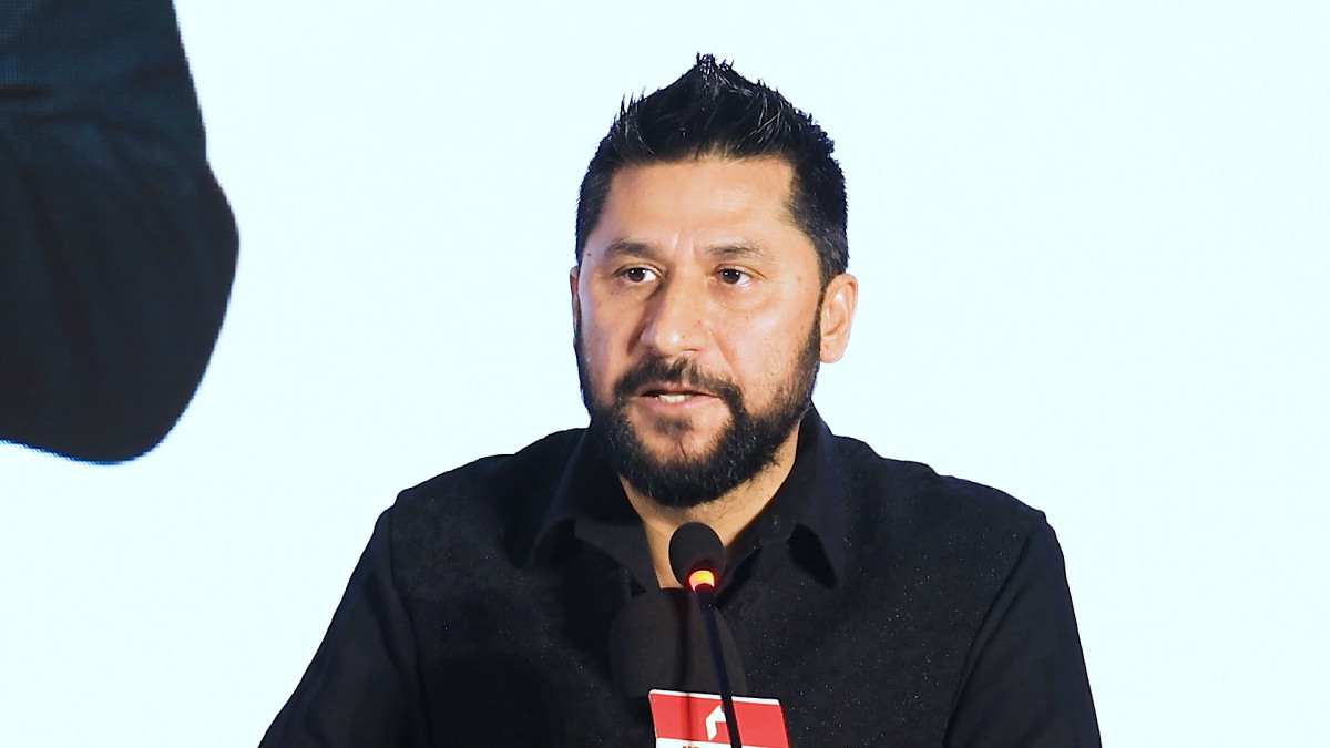 सांसदहरूबीच नै असमझदारी देखिन थालेपछि रास्वपाले आज मन्त्रीहरूसहित राखेर अन्तक्र्रिया गर्ने