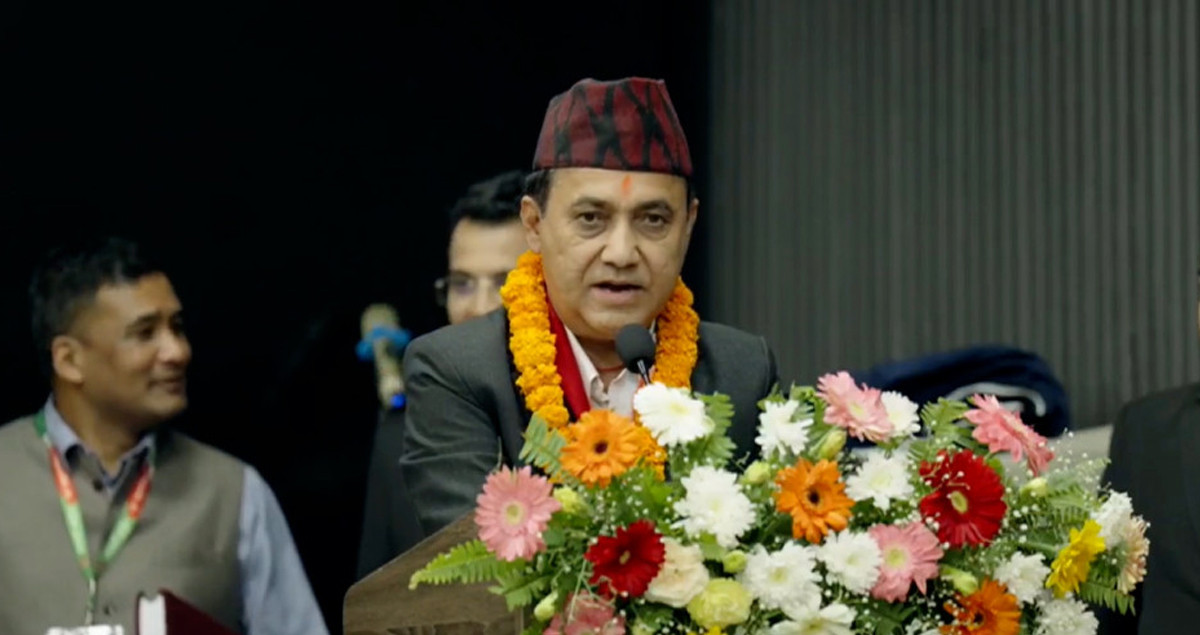 पार्टीभन्दा पहिले राष्ट्रलाई केन्द्रमा राखेर काम गर्नुपर्ने : विश्वप्रकाश शर्मा
