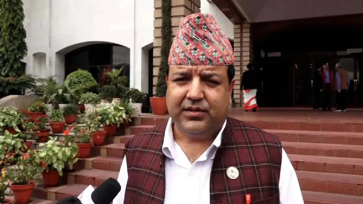 सुनिल शर्मा भन्छन् गृहमन्त्री र अर्थमन्त्रीलाई नैतिक प्रश्न मात्र गरेको हुँ