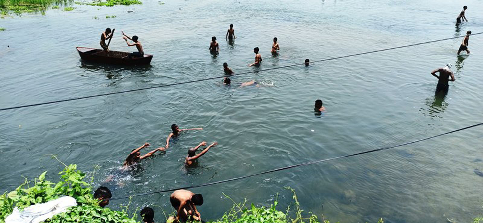 गर्मी छल्दै
