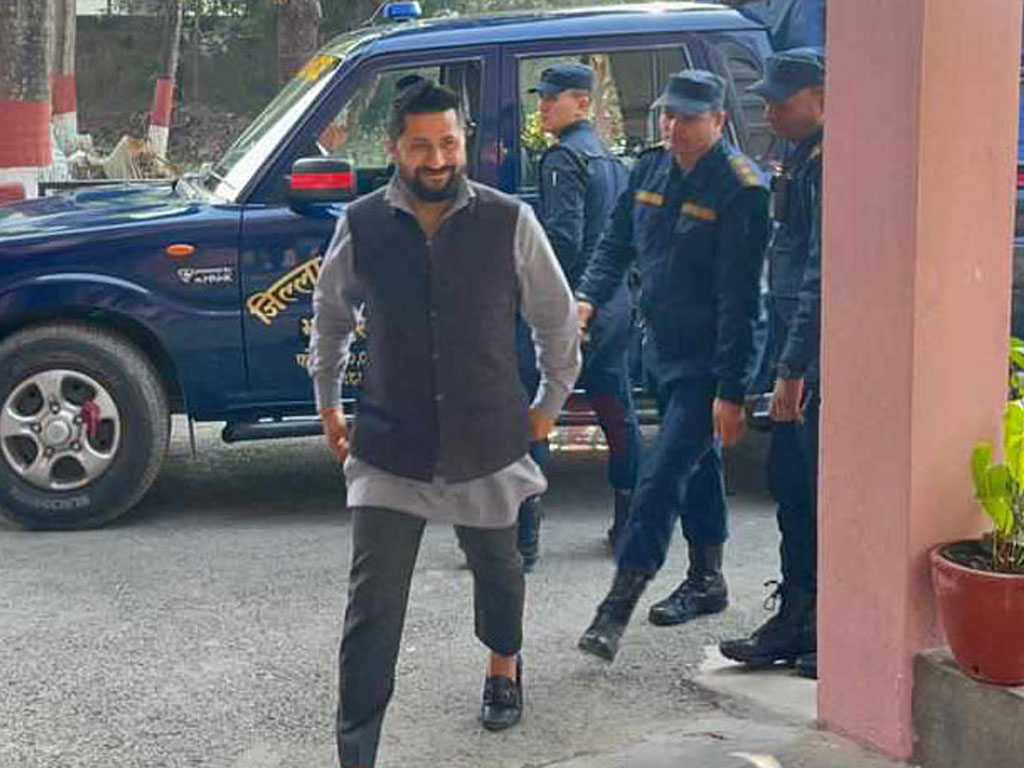 रवि लामिछानेलाई आज अदालत उपस्थित गराइँदै