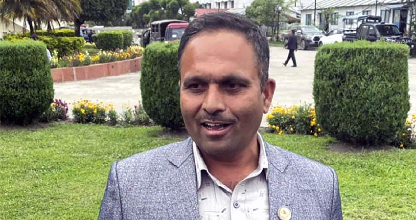 सांसद दाहालको दाबी- सहकारी ठगीमा रवि लामिछानेको संलग्नता छैन