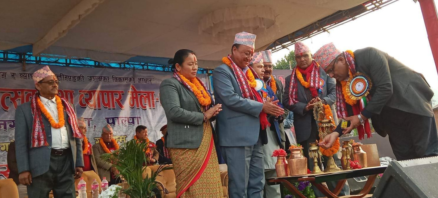 रामपुर मेलाबाट एक करोड आठ लाख बराबरको आम्दानी