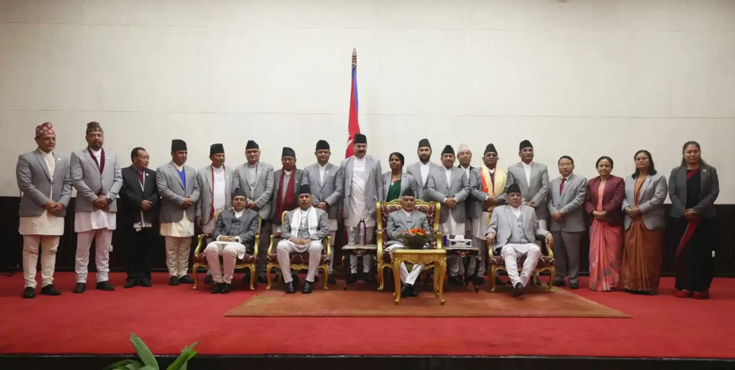 नवनियुक्त मन्त्रीहरुले पद तथा गोपनीयताको शपथ लिए
