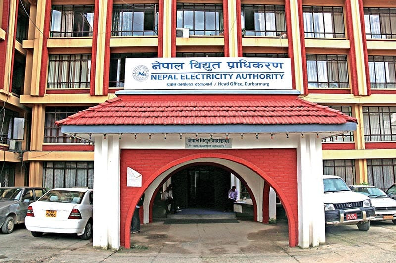 छिनछिनमा विद्युत् जाने अर्थात् ‘ट्रिपिङ’ र विद्युत् रोकावट हुने समस्यामा सुधार