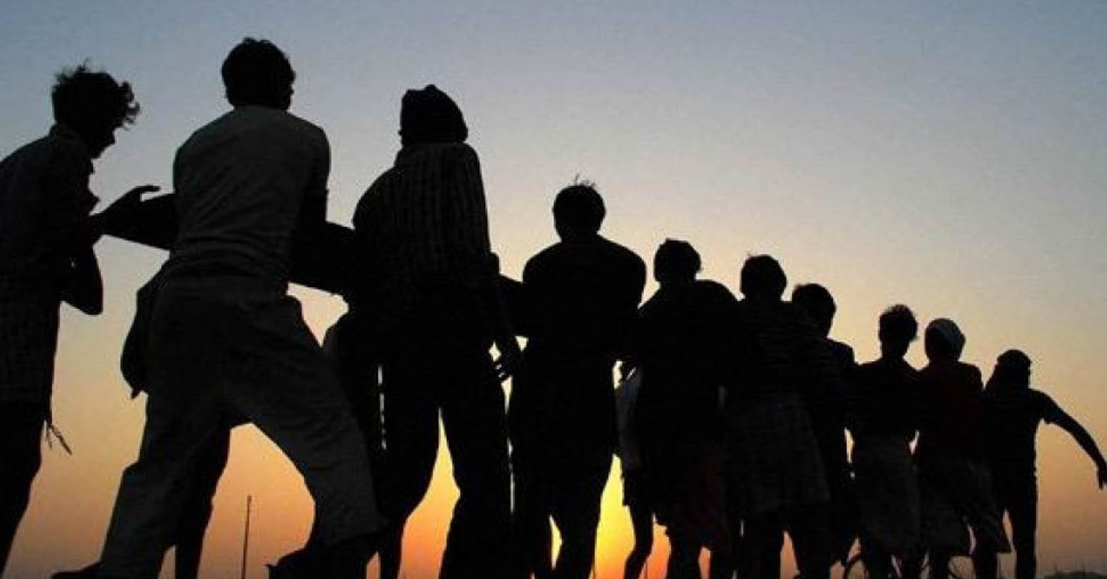 आज डिसेम्बर १८ अर्थात् विश्व आप्रवासी दिवस