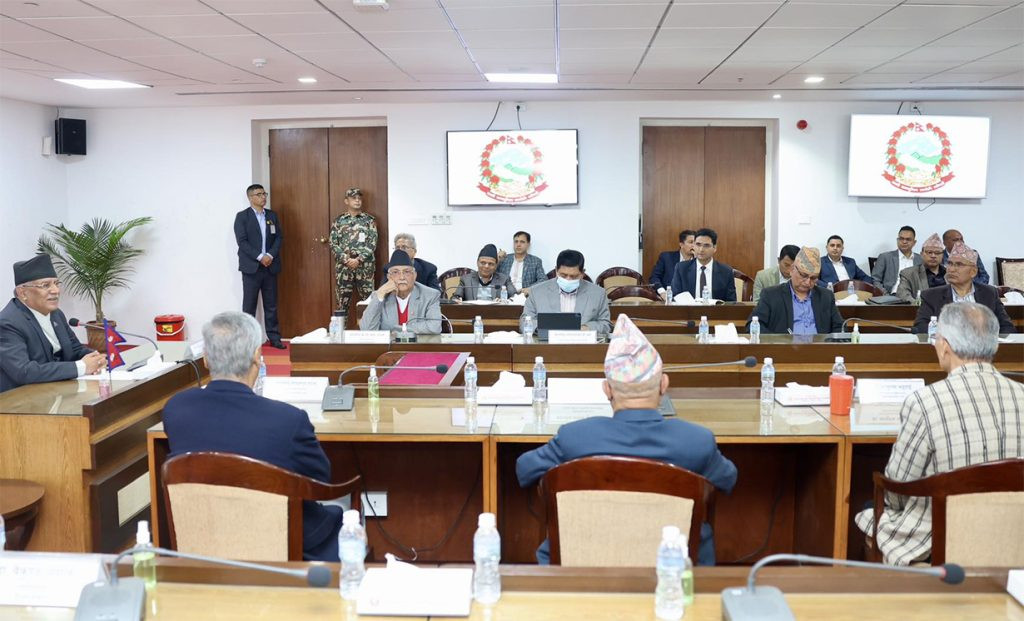 सिंहदरबारमा शीर्ष बैठक :अराजकता फैलिने चिन्ता