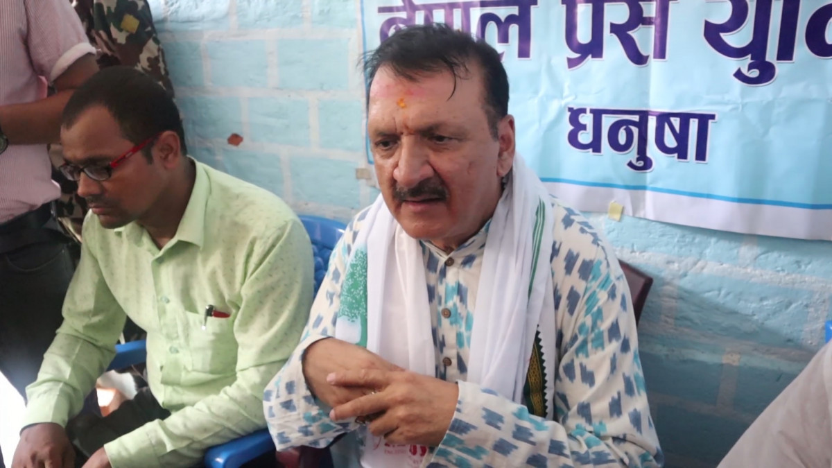एमालेले सरकार बाहिर बस्नै नसक्ने मानसिकता राख्योः अर्थमन्त्री महत