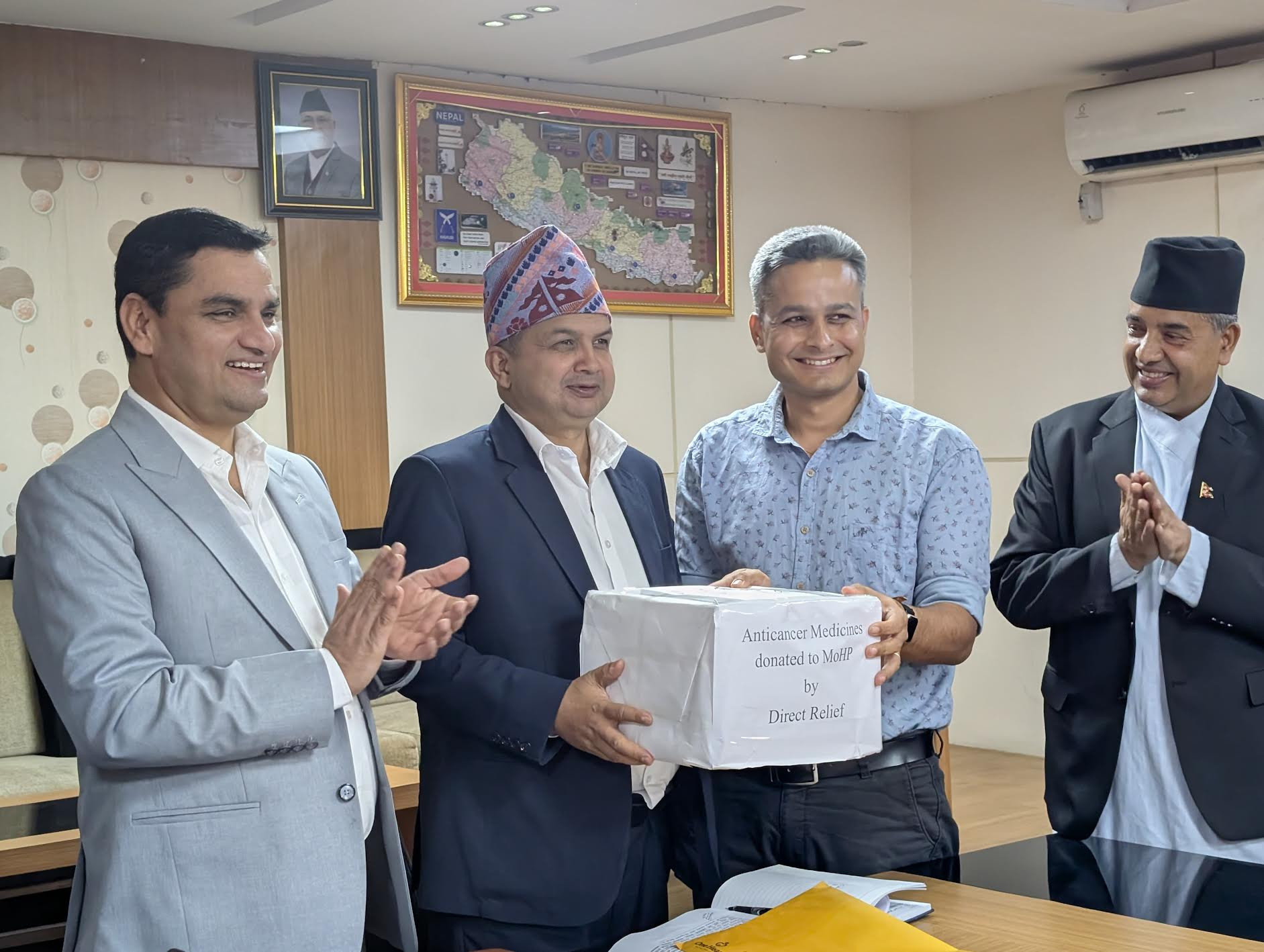 क्यान्सरका दुर्लभ महँगो औषधी बिरामीलाई निःशुल्क दिने स्वास्थ्य मन्त्री पौडेलको निर्णय