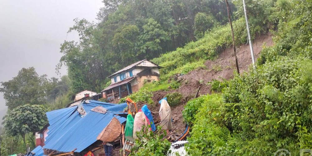 संखुवासभामा लगातारको वर्षापछि आएको बाढीपहिरोले सात परिवार विस्थापित